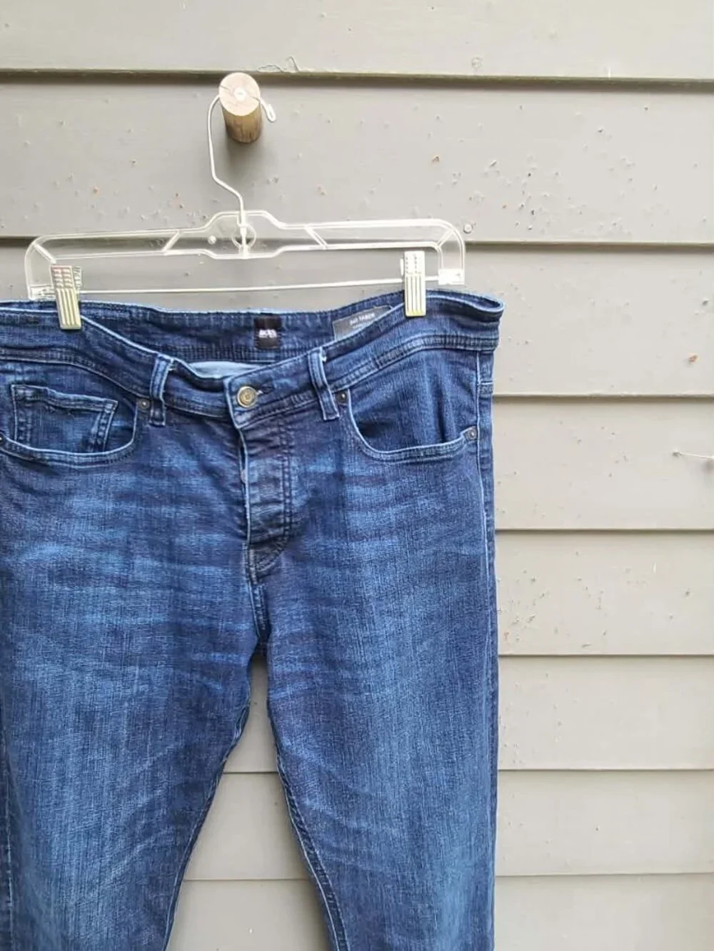 Mens Hugo Boss 040 Taber Tapered Fit Stretch Jeans 4 button fly